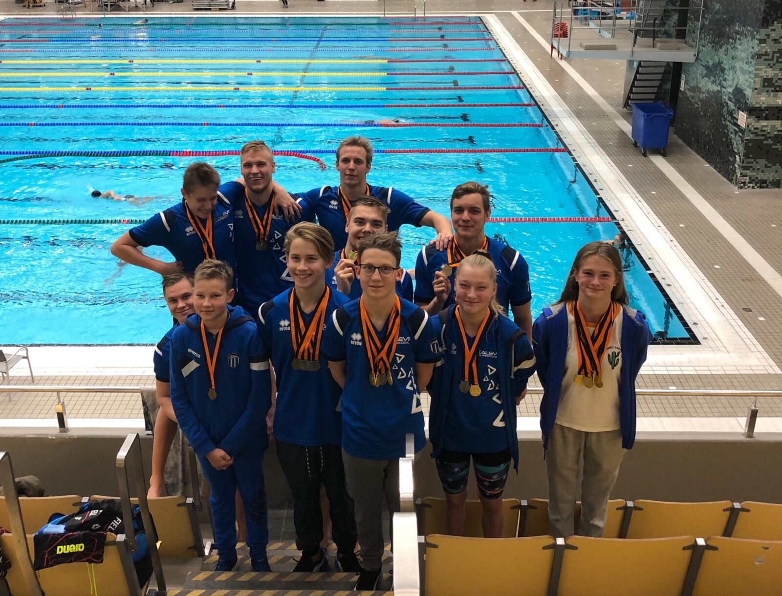 43 MEDALIT! Korralik medalisadu ligi 1000 ujujaga võistlusel Stockholmis